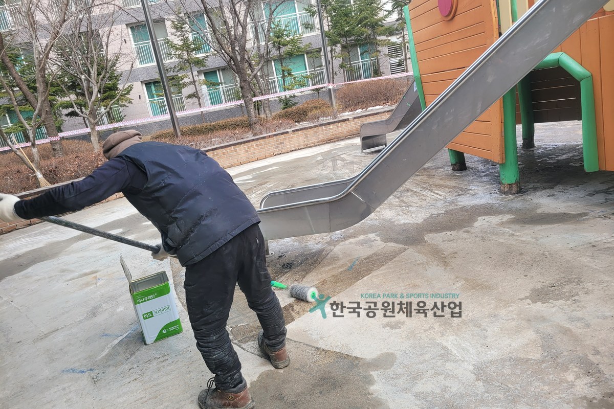 김포한강 상록아파트 단지 내 놀이터 바닥재 시공 현장