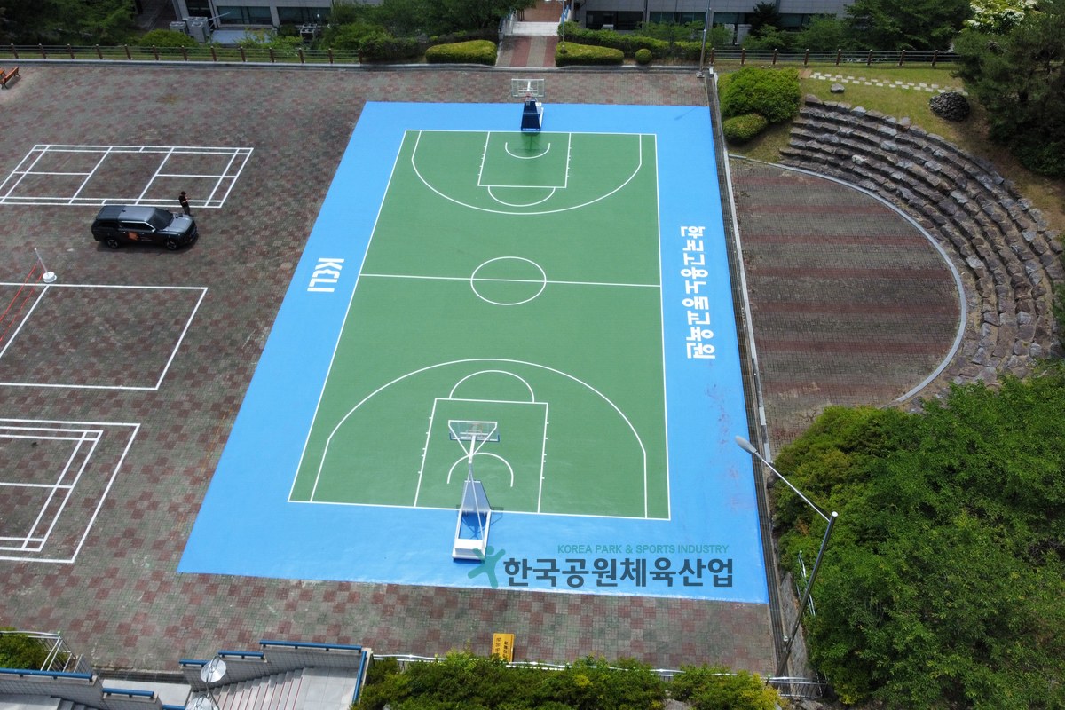 다목적구장 체육시설 탄성포장재 시공 완료 모습