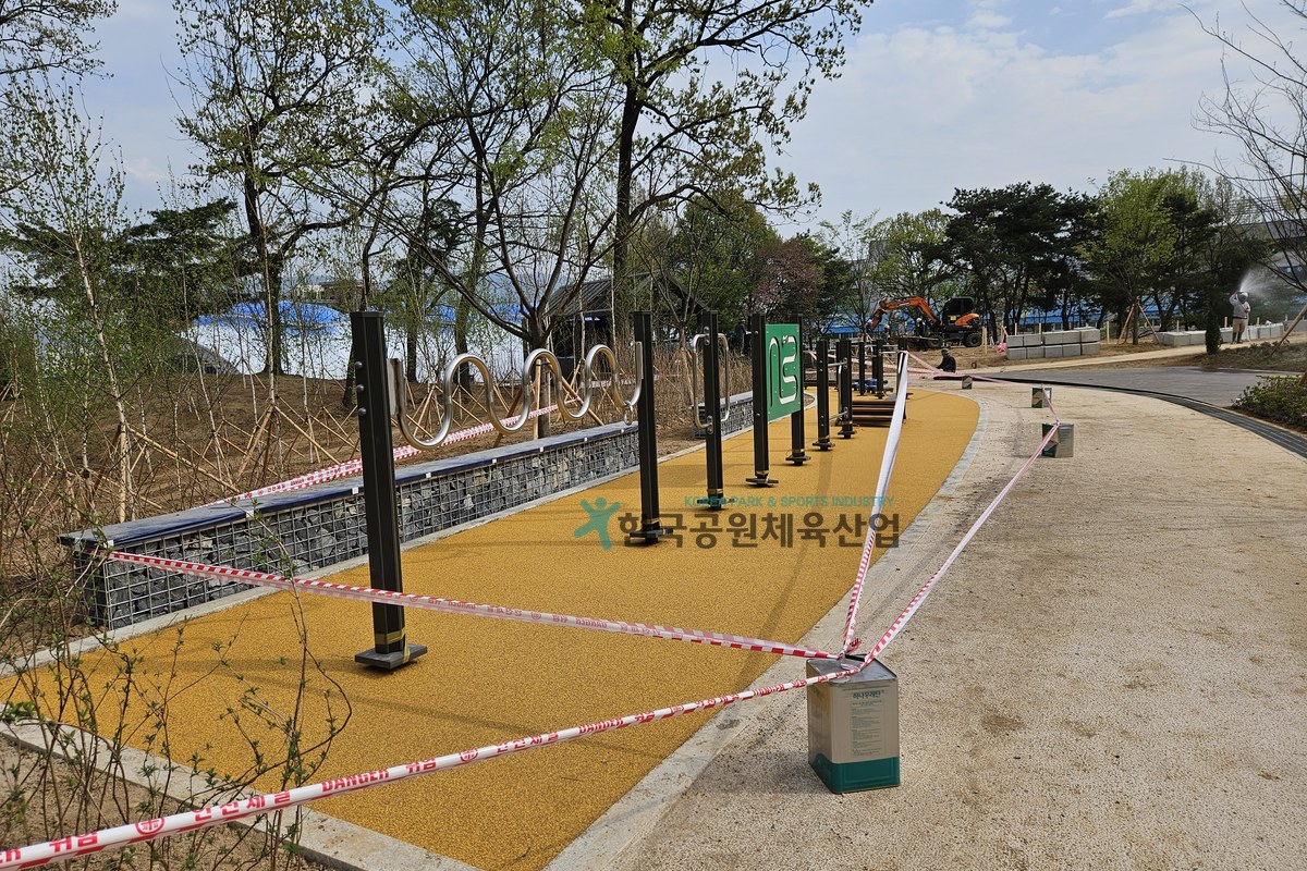 한국공원체육산업이 납품한 관급자재 완공 현장 전경