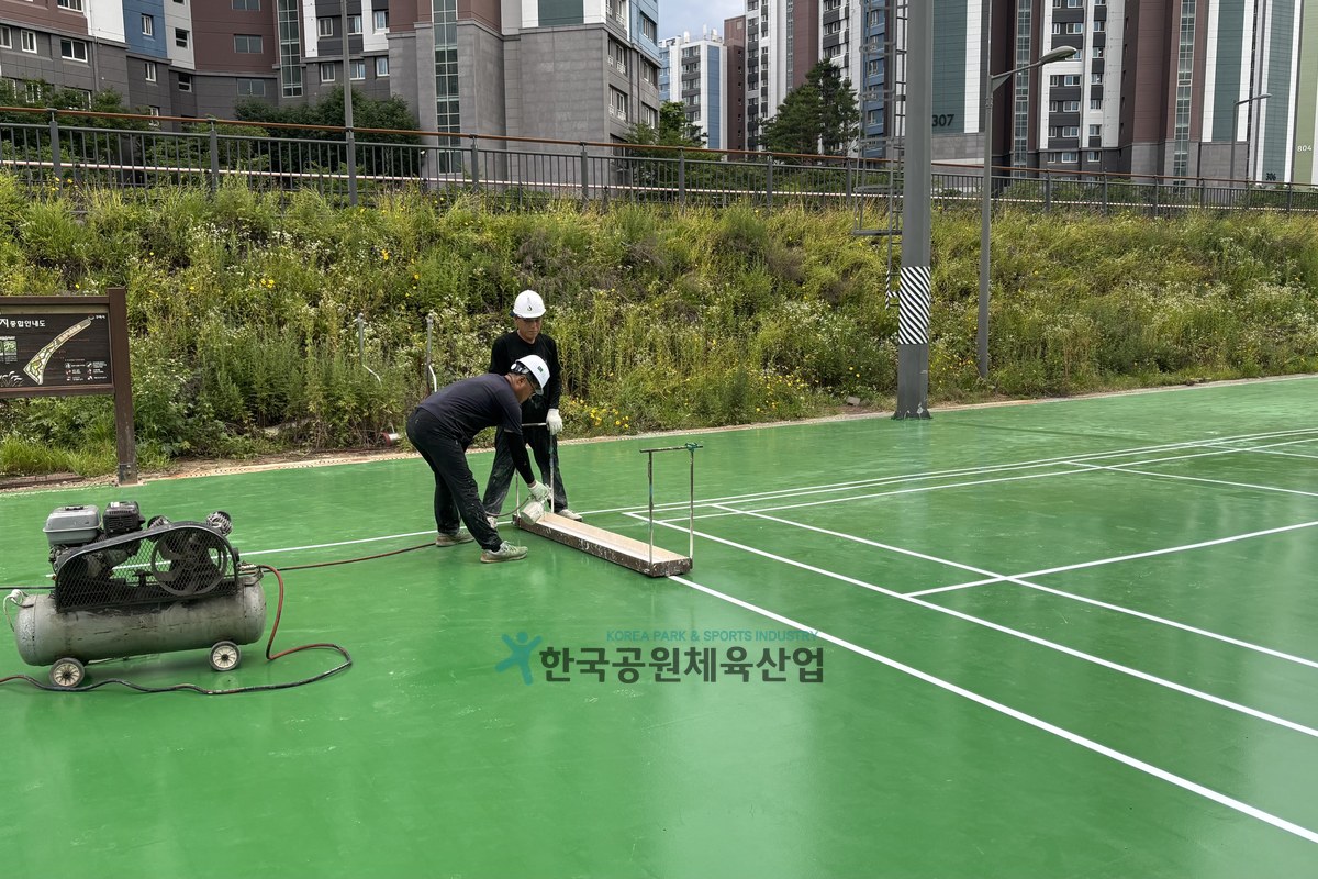 보도육교 도장 완료 후 전경