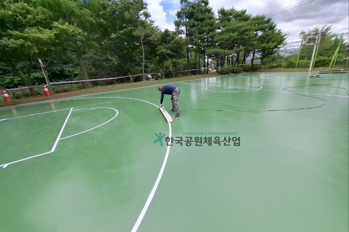 경남 함안군 오곡2어린이공원 농구장 완공 모습