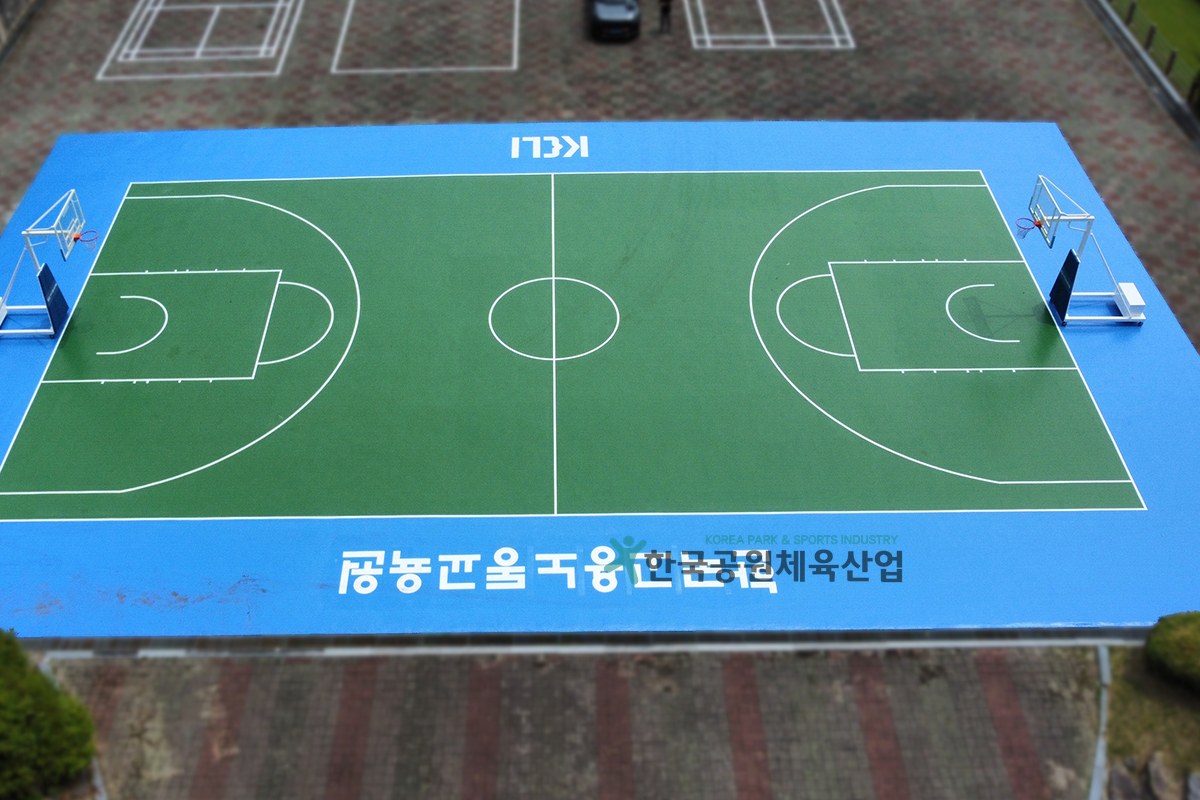 농구장 보수공사 완료 후 전체 전경