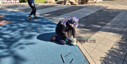 김포 어린이공원 물놀이장 탄성포장 납품
