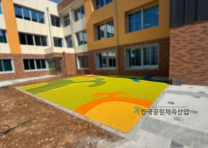 충남 아산 천도초 탄성포장재 납품 소식
